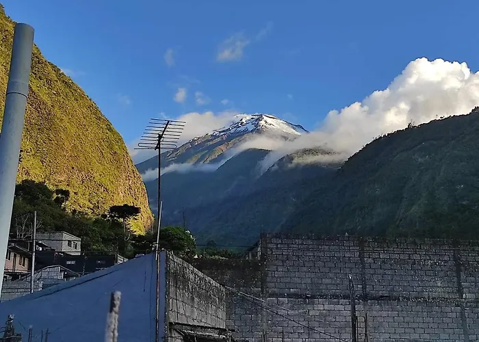 Casa Vacacional En Banos De Agua Santa